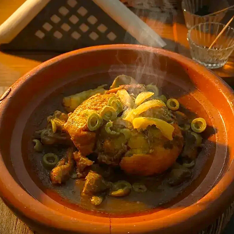 tajine poulet - Café Restaurant Bilbao ouarzazate